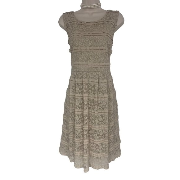 Size 14 BEIGE LACE PLEATED DRESS Spring Summer Wedding Party Church‎ Easter - Picture 1 of 4